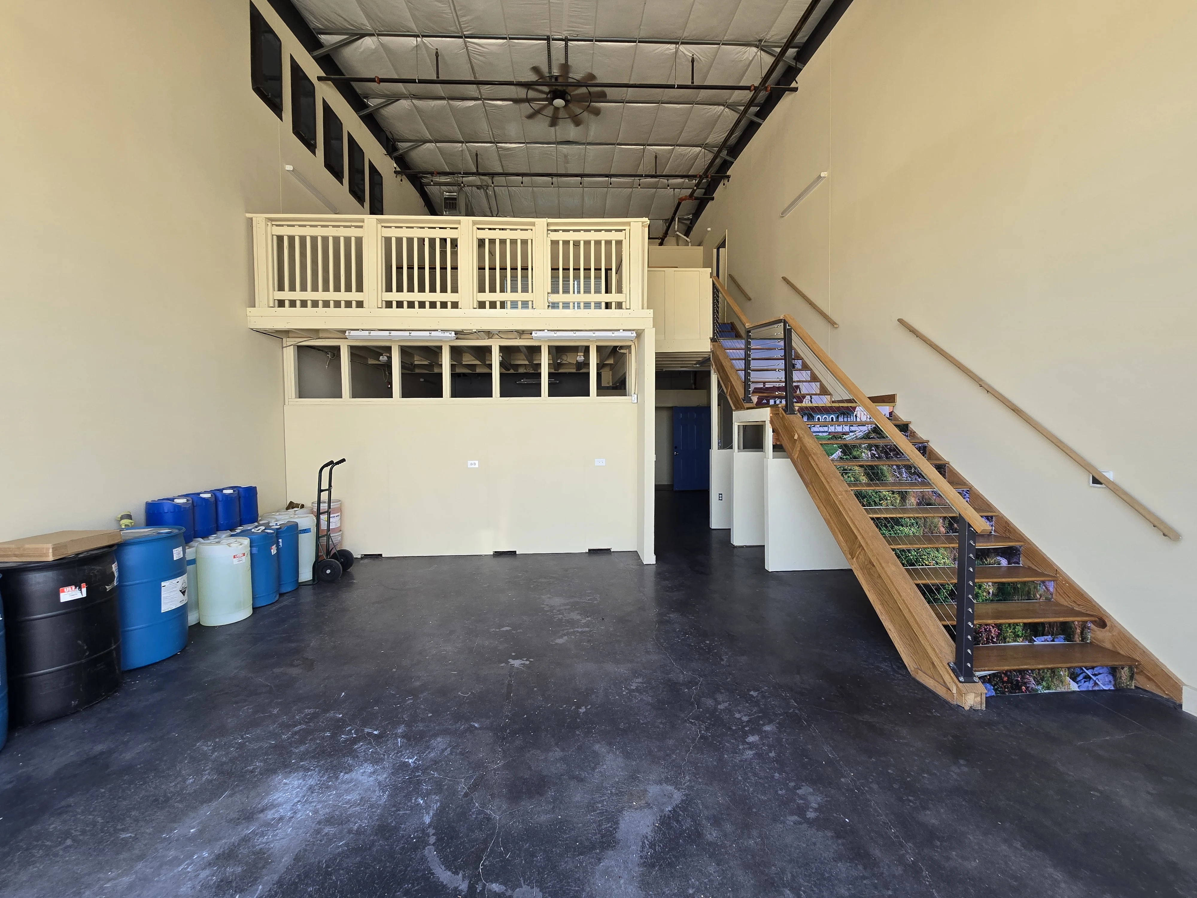 Property gallery — C17 7